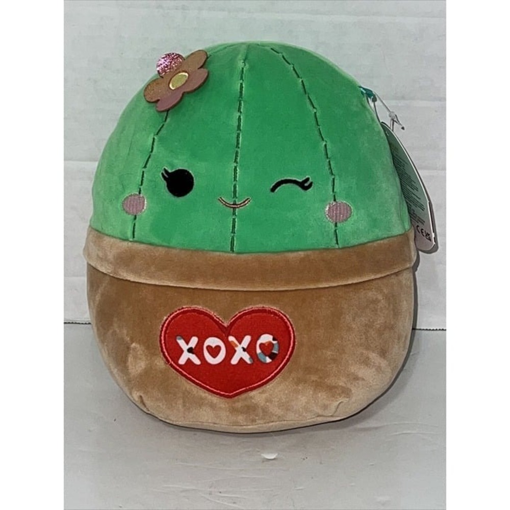 Squishmallows Shadi‎ the Cactus Valentine XOXO Heart Plush 8 inch Green 2023 NWT